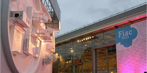 Aerial Acts for events, international aerial acts, aerial acts entertainment agency, hire aerial acts, book aerial acts, singapore aerial acts, german aerial acts, french aerial acts, italian aerial acts, spanish aerial acts, english aerial acts, indian aerial acts, chinese aerial acts, swiss aerial acts, Dubai aerial acts, belgian aerial acts,